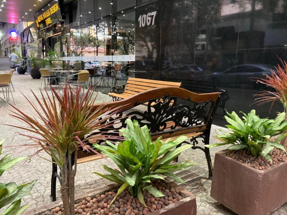Royal Design Savassi Hotel เบโลโอรีซอนชี ภายนอก รูปภาพ