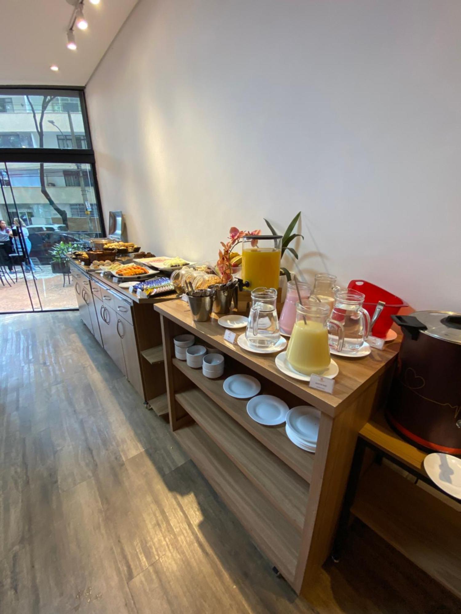 Royal Design Savassi Hotel เบโลโอรีซอนชี ภายนอก รูปภาพ